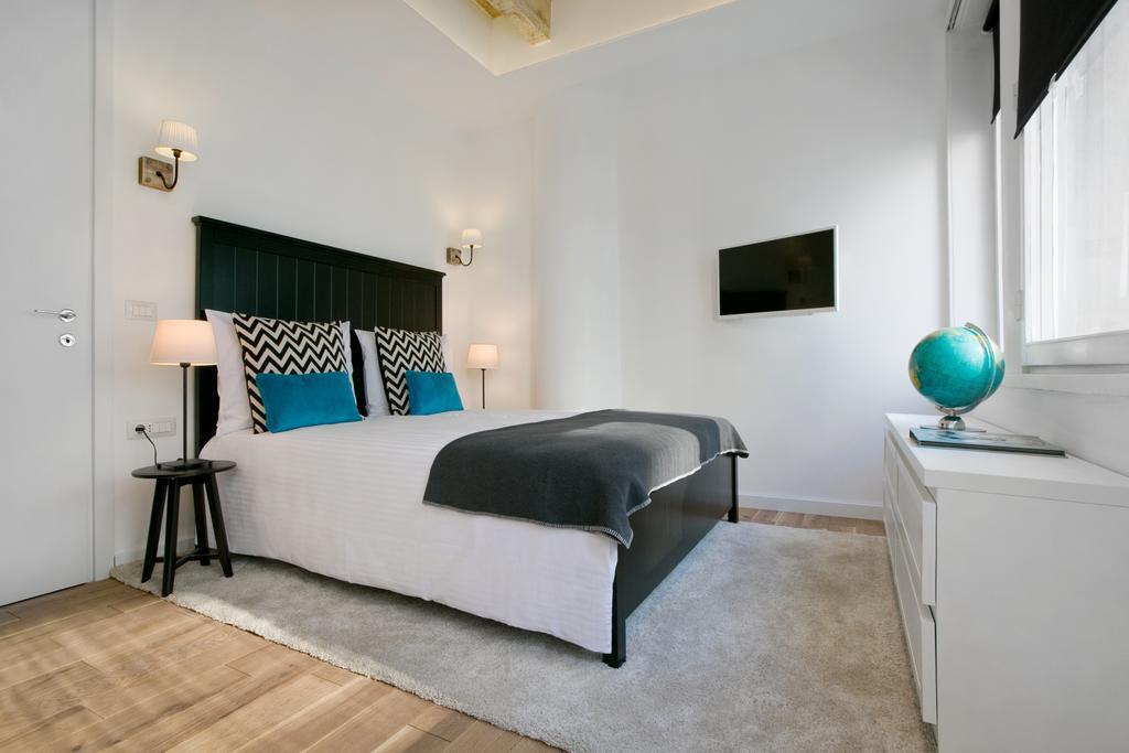 Angel Main Square Center Zagreb Apartment Luaran gambar