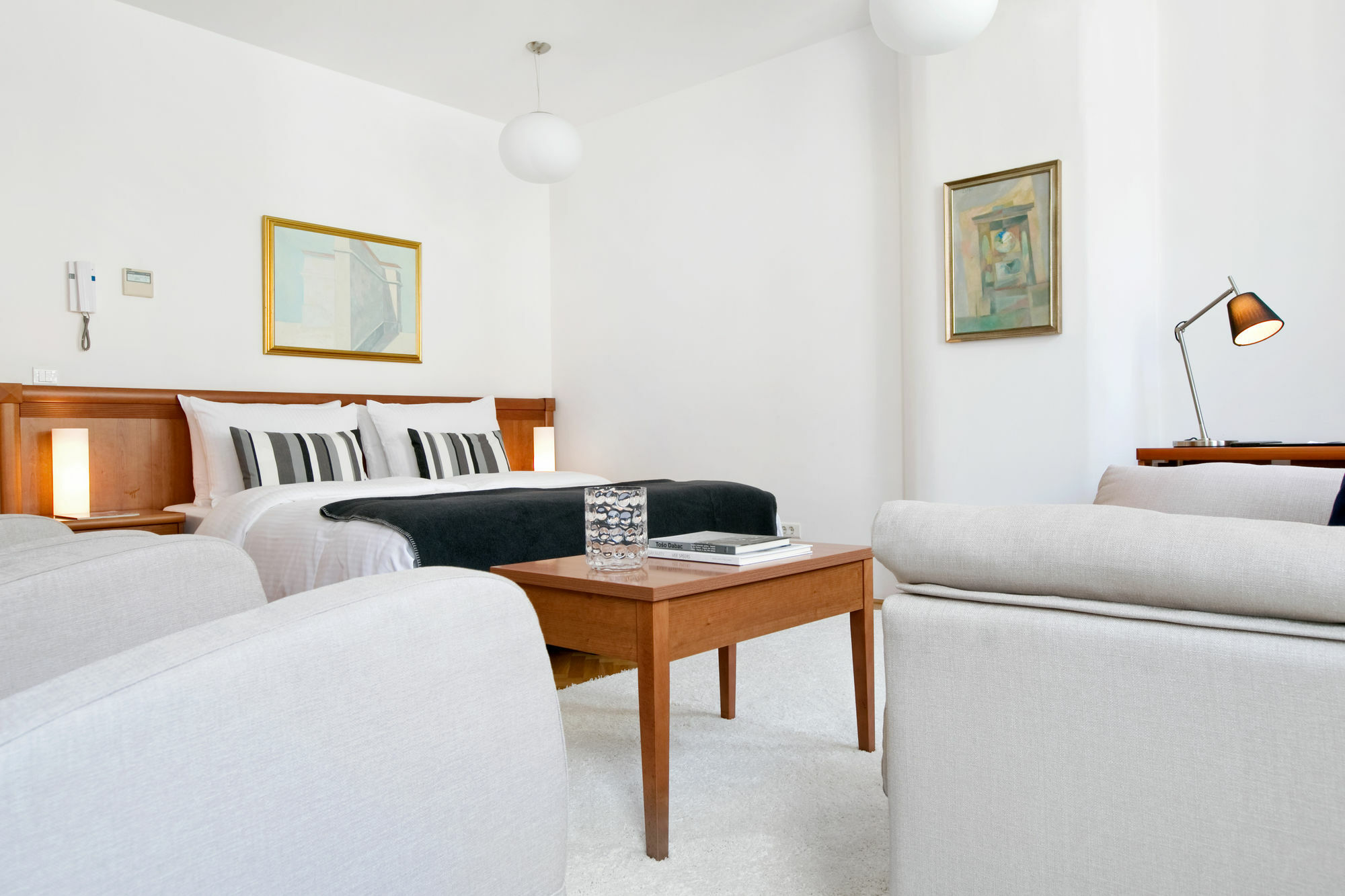 Angel Main Square Center Zagreb Apartment Luaran gambar